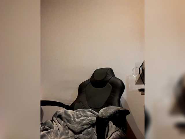 Reife-dame's BongaCams show and profile