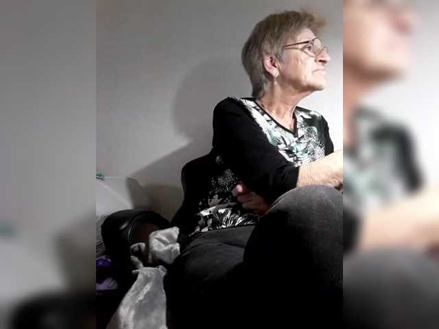 Reife-dame's BongaCams show and profile