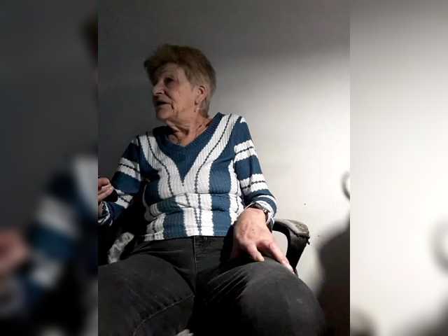 Reife-dame's BongaCams show and profile