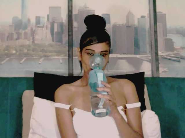 ErroticStarr's BongaCams show and profile