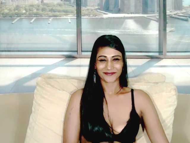 ErroticStarr's BongaCams show and profile