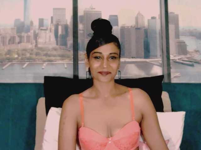 ErroticStarr's BongaCams show and profile