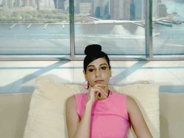 ErroticStarr's BongaCams show and profile