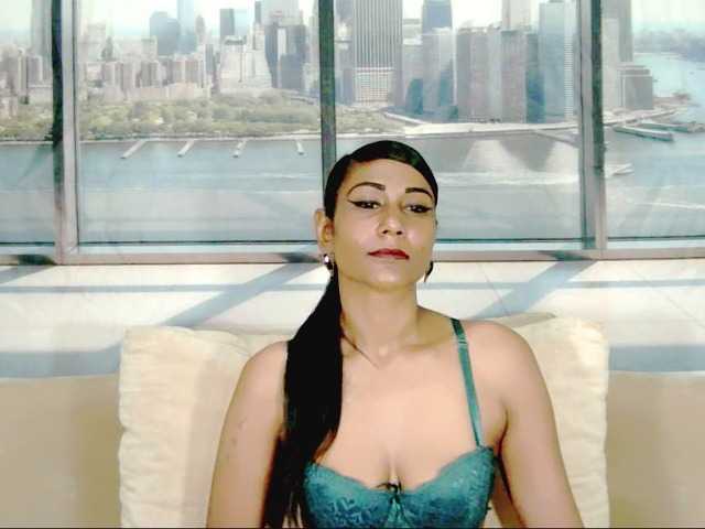 ErroticStarr webcam bongacams model stream image