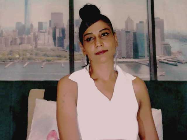 ErroticStarr's BongaCams show and profile