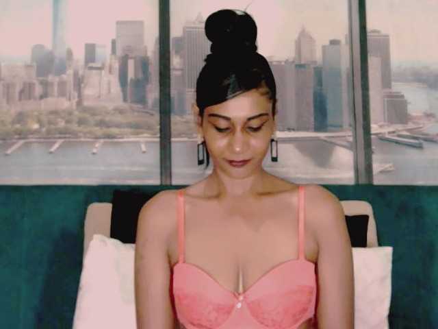 ErroticStarr's BongaCams show and profile