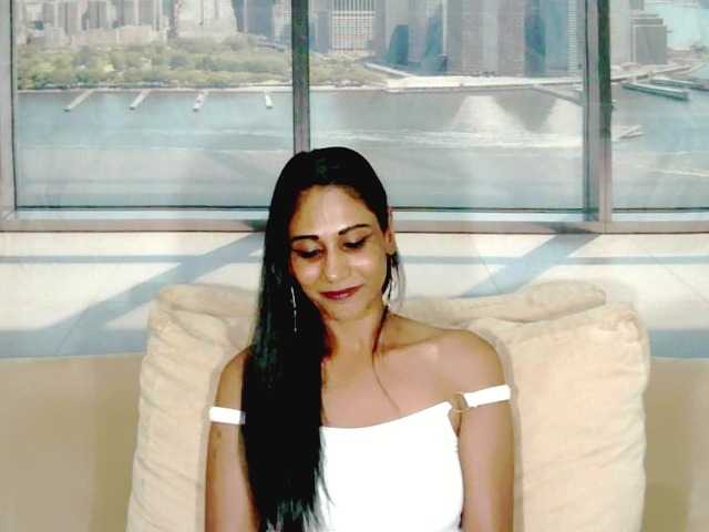 ErroticStarr webcam bongacams model stream image