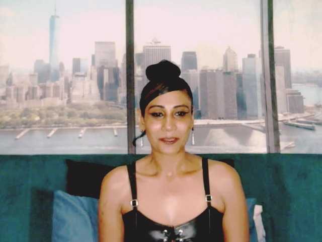 ErroticStarr's BongaCams show and profile