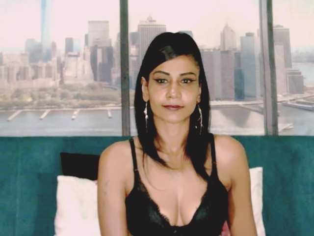 ErroticStarr's BongaCams show and profile