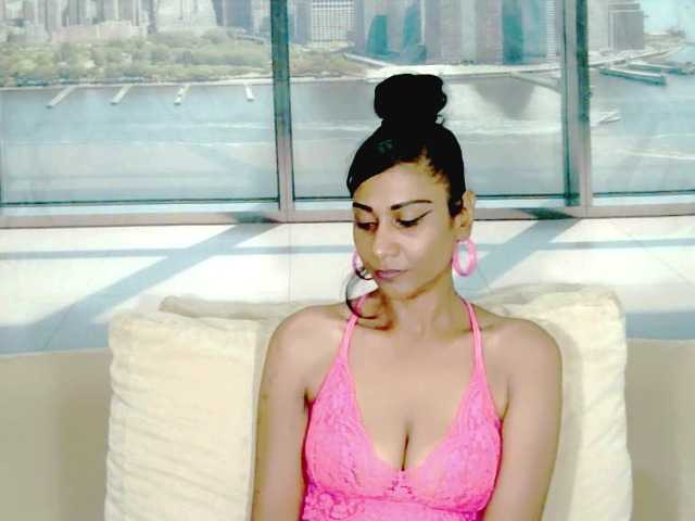 ErroticStarr webcam bongacams model stream image