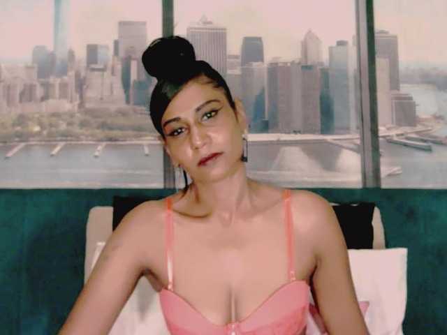 ErroticStarr's BongaCams show and profile