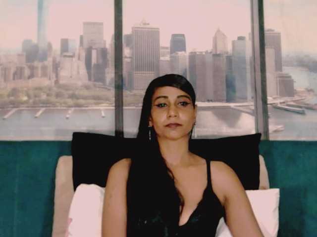 ErroticStarr's BongaCams show and profile