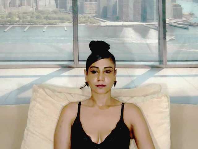 ErroticStarr's BongaCams show and profile