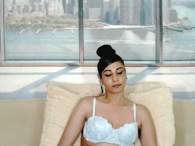 ErroticStarr's BongaCams show and profile