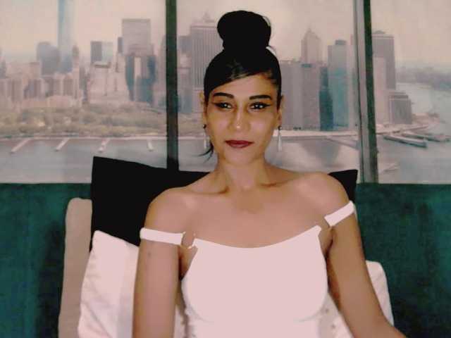 ErroticStarr's BongaCams show and profile