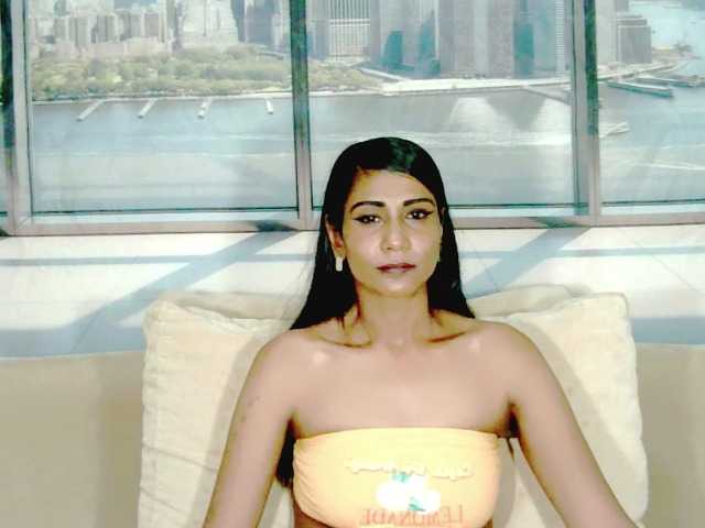 ErroticStarr webcam bongacams model stream image