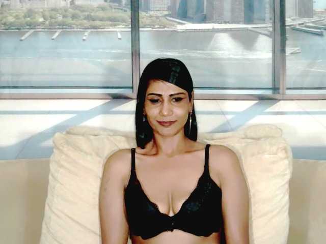 ErroticStarr webcam bongacams model stream image