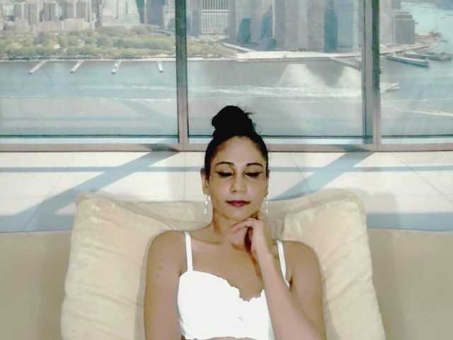 ErroticStarr's BongaCams show and profile