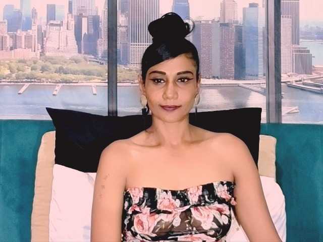 ErroticStarr's BongaCams show and profile