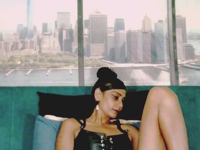 ErroticStarr's BongaCams show and profile