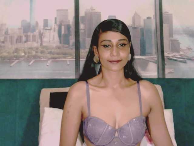 ErroticStarr's BongaCams show and profile