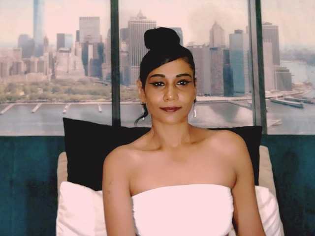 ErroticStarr's BongaCams show and profile