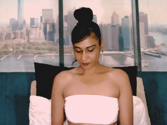 ErroticStarr's BongaCams show and profile