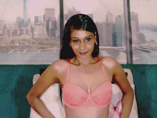 ErroticStarr's BongaCams show and profile