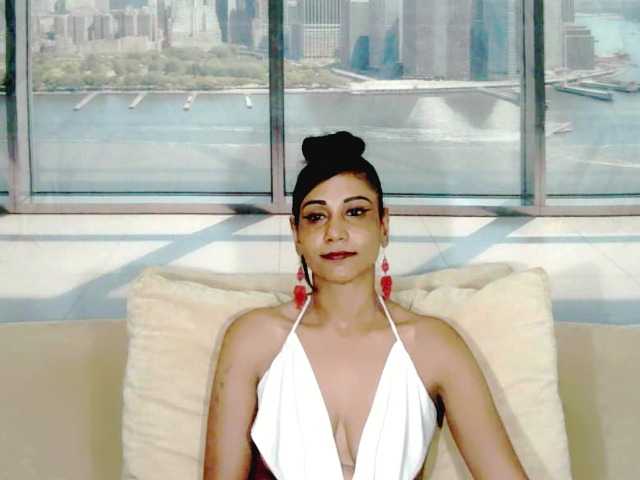 ErroticStarr's BongaCams show and profile