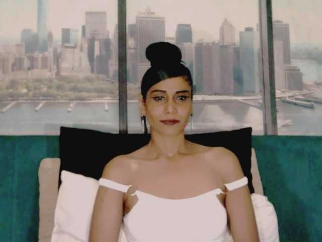 ErroticStarr's BongaCams show and profile