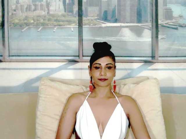 ErroticStarr webcam bongacams model stream image