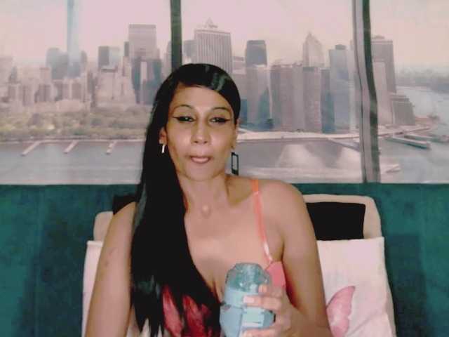 ErroticStarr's BongaCams show and profile