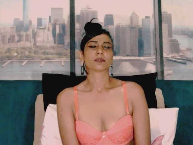 ErroticStarr's BongaCams show and profile