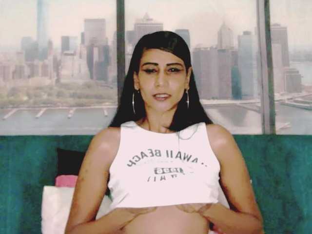 ErroticStarr's BongaCams show and profile