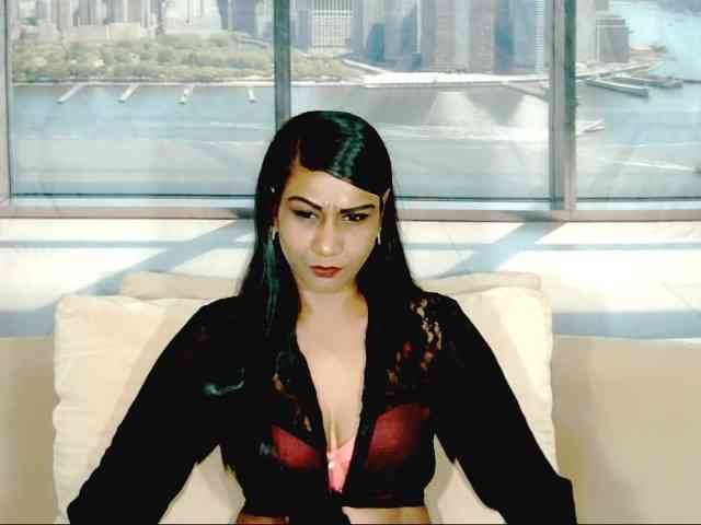 ErroticStarr webcam