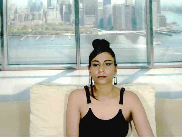 ErroticStarr webcam