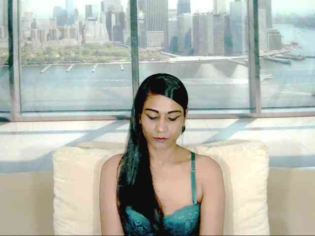 ErroticStarr webcam