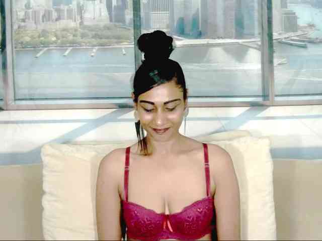 ErroticStarr webcam