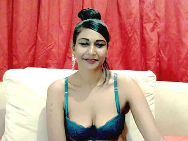 ErroticStarr webcam