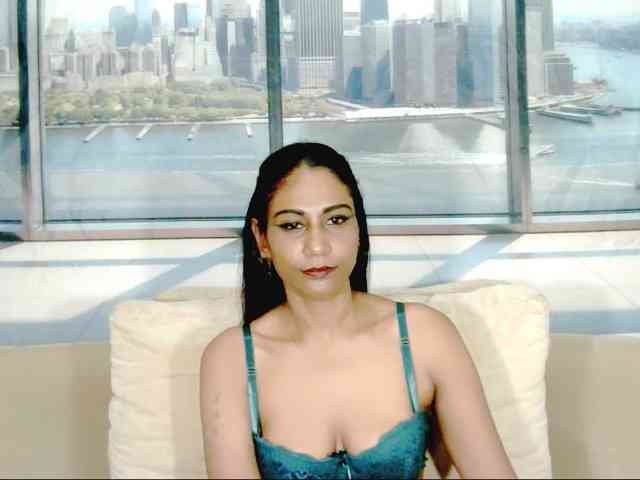 ErroticStarr webcam