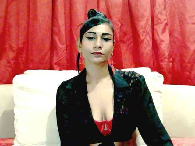 ErroticStarr webcam