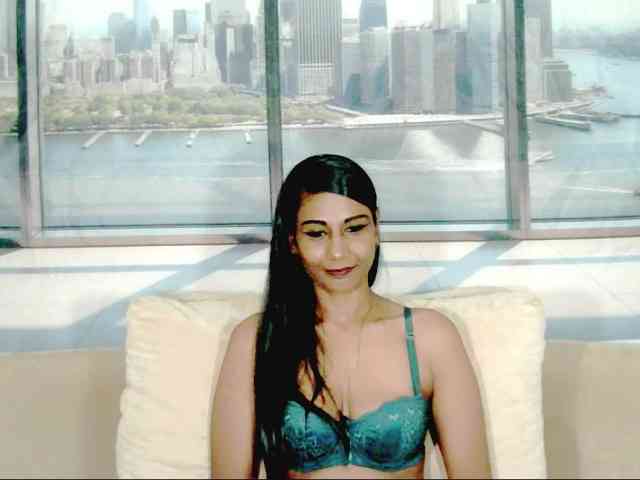 ErroticStarr webcam