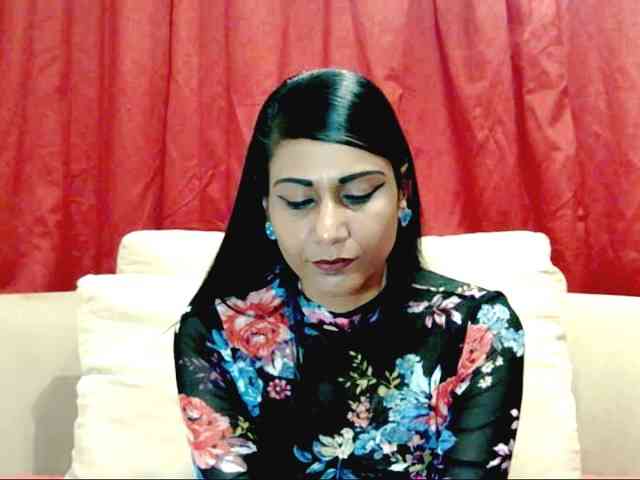 ErroticStarr webcam
