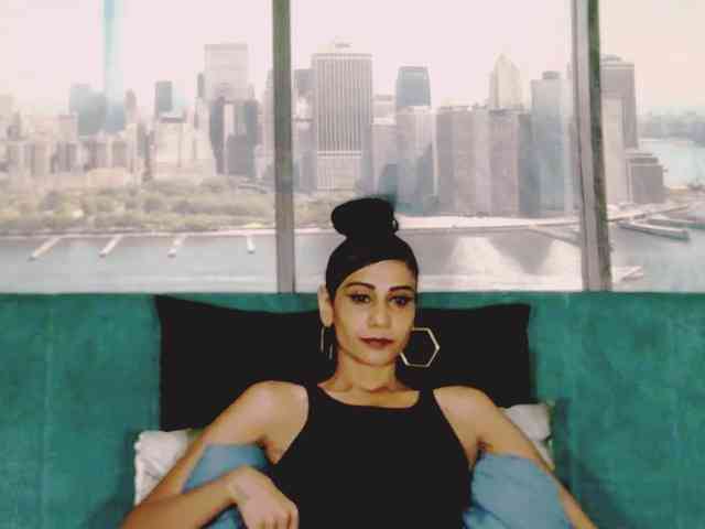 ErroticStarr Live Webcam on BongaCams