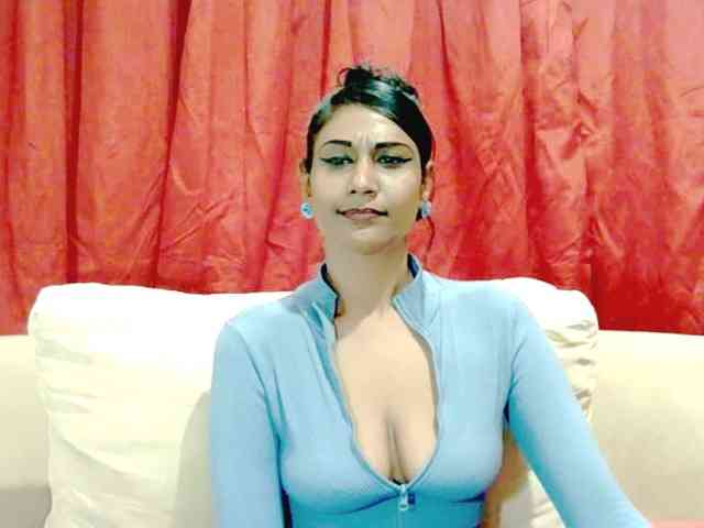 ErroticStarr webcam