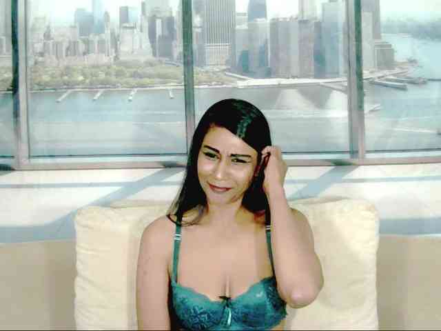 ErroticStarr webcam