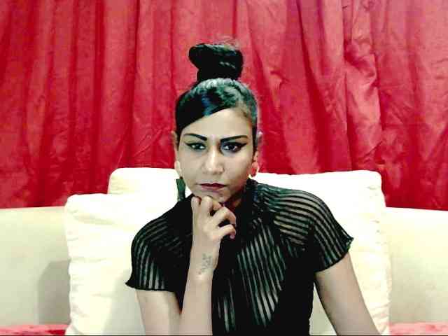 ErroticStarr webcam
