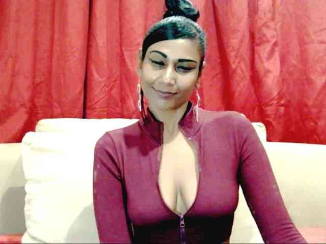 ErroticStarr webcam