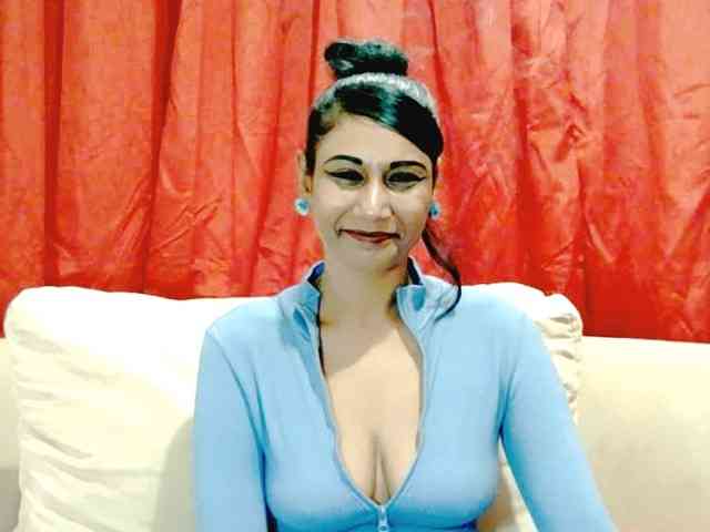 ErroticStarr webcam
