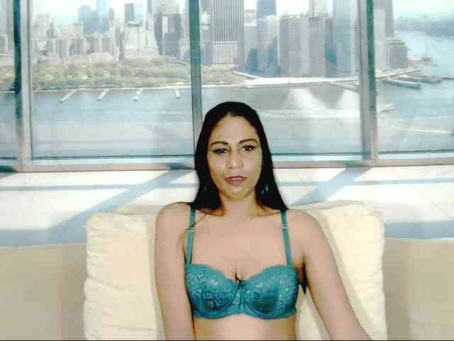 ErroticStarr webcam